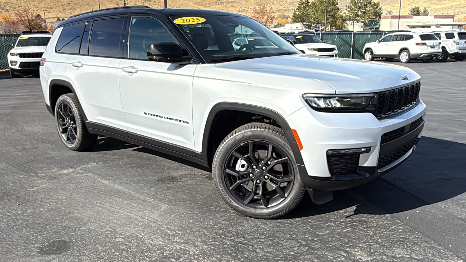 2025 Jeep Grand Cherokee L Limited's photo