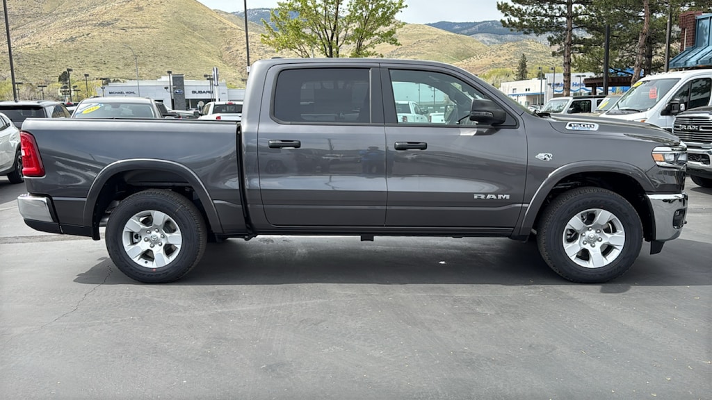 New 2026 Ram 1500 BIG HORN CREW CAB 4X4 5'7 BOX Pickup