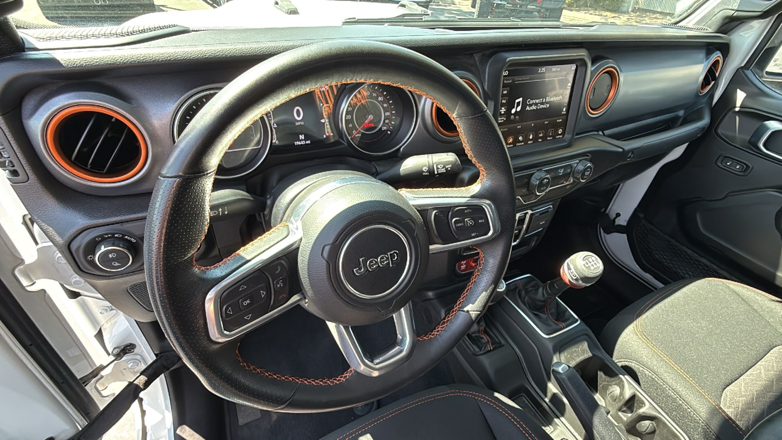 2022 Jeep Gladiator Mojave - Photo 11