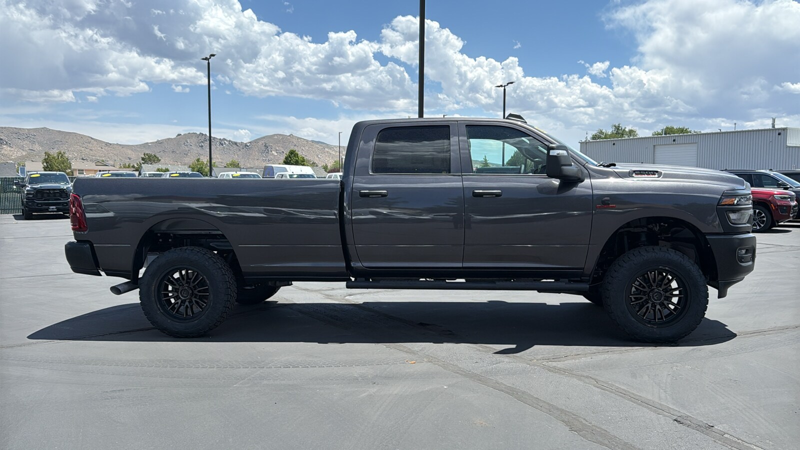 2025 Ram 2500 Tradesman photo 2