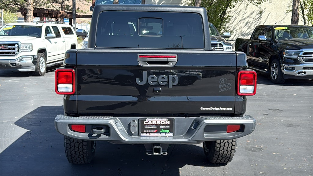 Used 2023 Jeep Gladiator Sport Truck Crew Cab