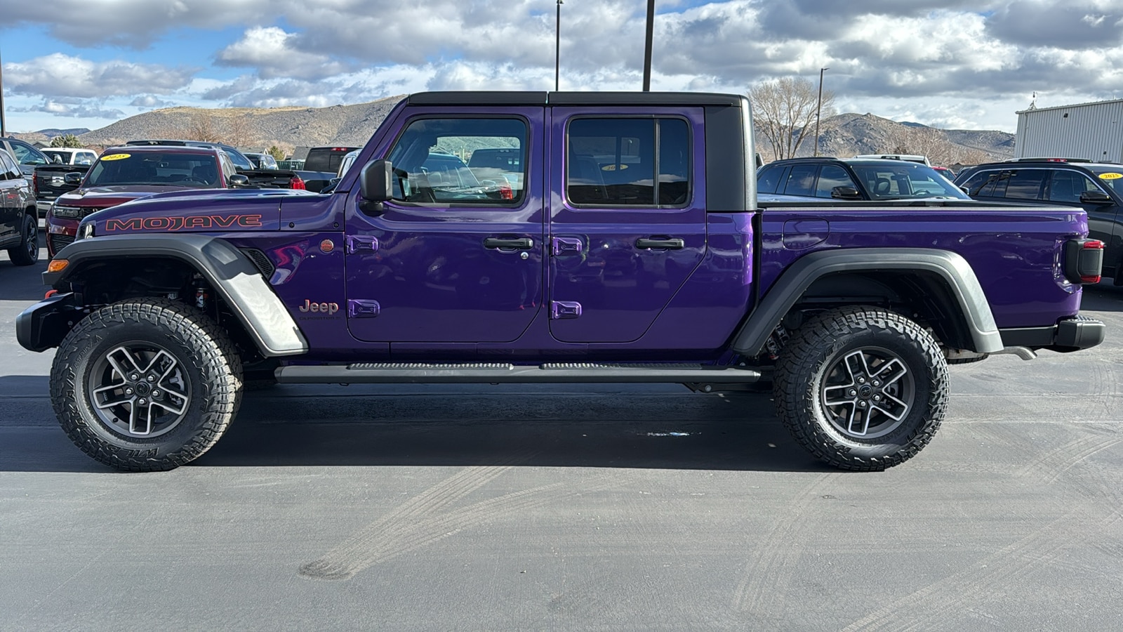 View vehicle photo 6