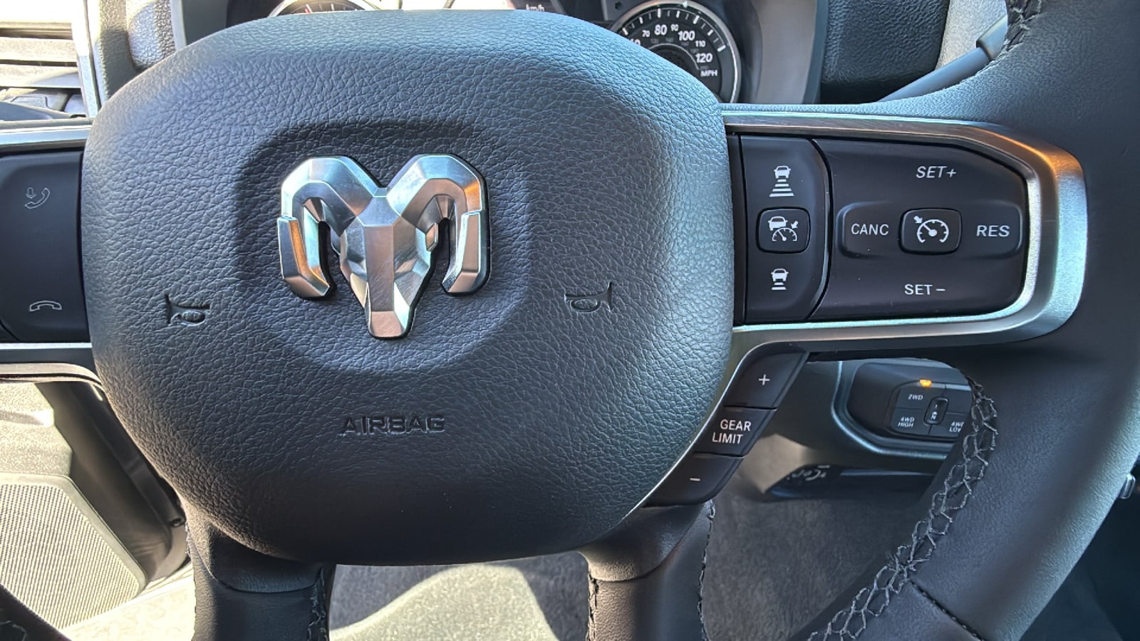 2025 RAM 2500 Tradesman - Photo 20