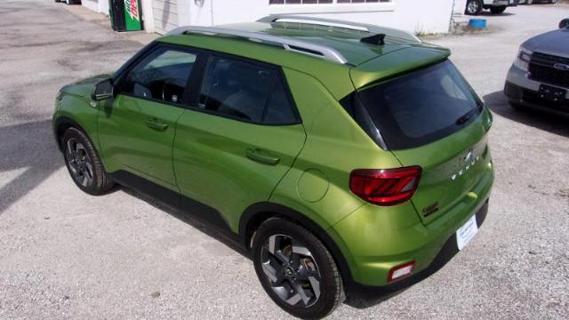 Used 2021 Hyundai Venue SEL with VIN KMHRC8A32MU100830 for sale in Carthage, IL