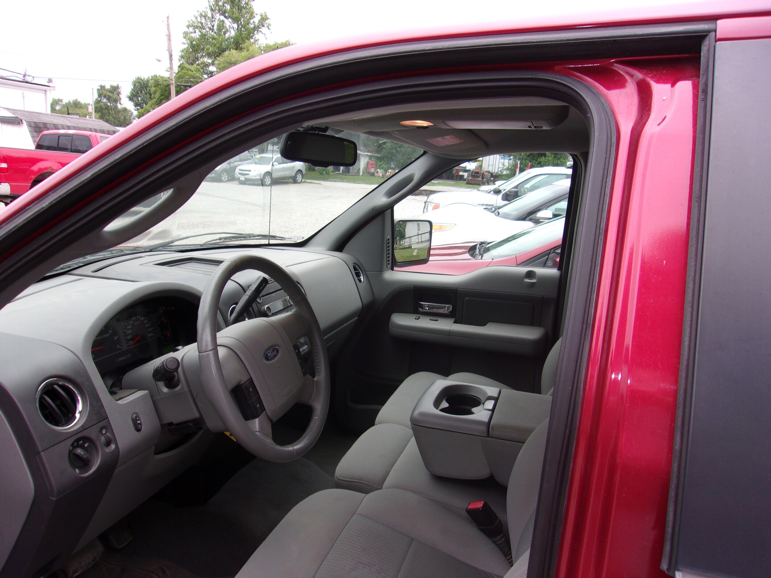 2008 Ford F-150 XLT photo 3