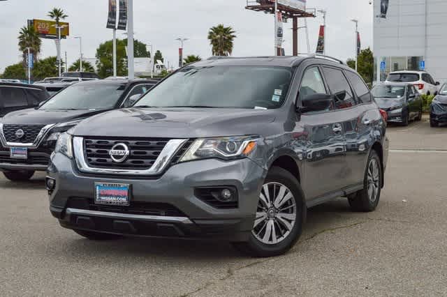 2019 Nissan Pathfinder SV -
                Carson, CA