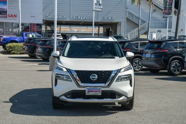 Used 2022 Nissan Rogue Platinum with VIN JN8BT3DD3NW277555 for sale in Carson, CA