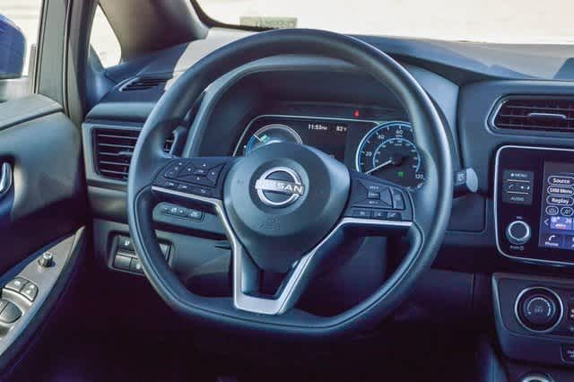 2023 Nissan Leaf S 15