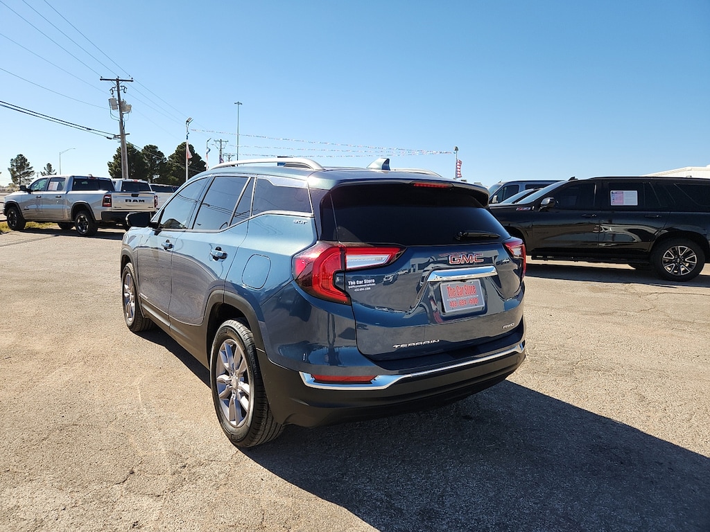 Used 2024 GMC Terrain AWD SLT
