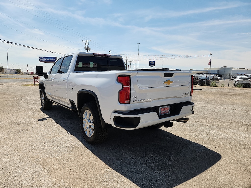 Used 2024 Chevrolet Silverado 2500HD 4WD Crew Cab Standard Bed High Country