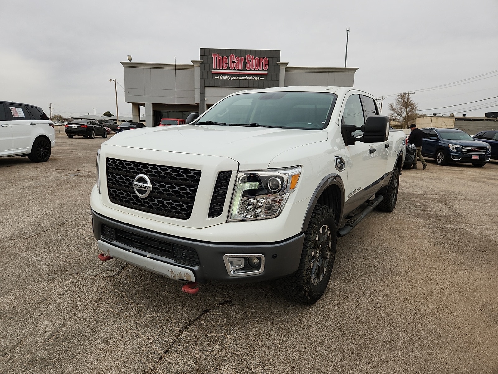 2019 Nissan Titan XD Pro-4X's photo