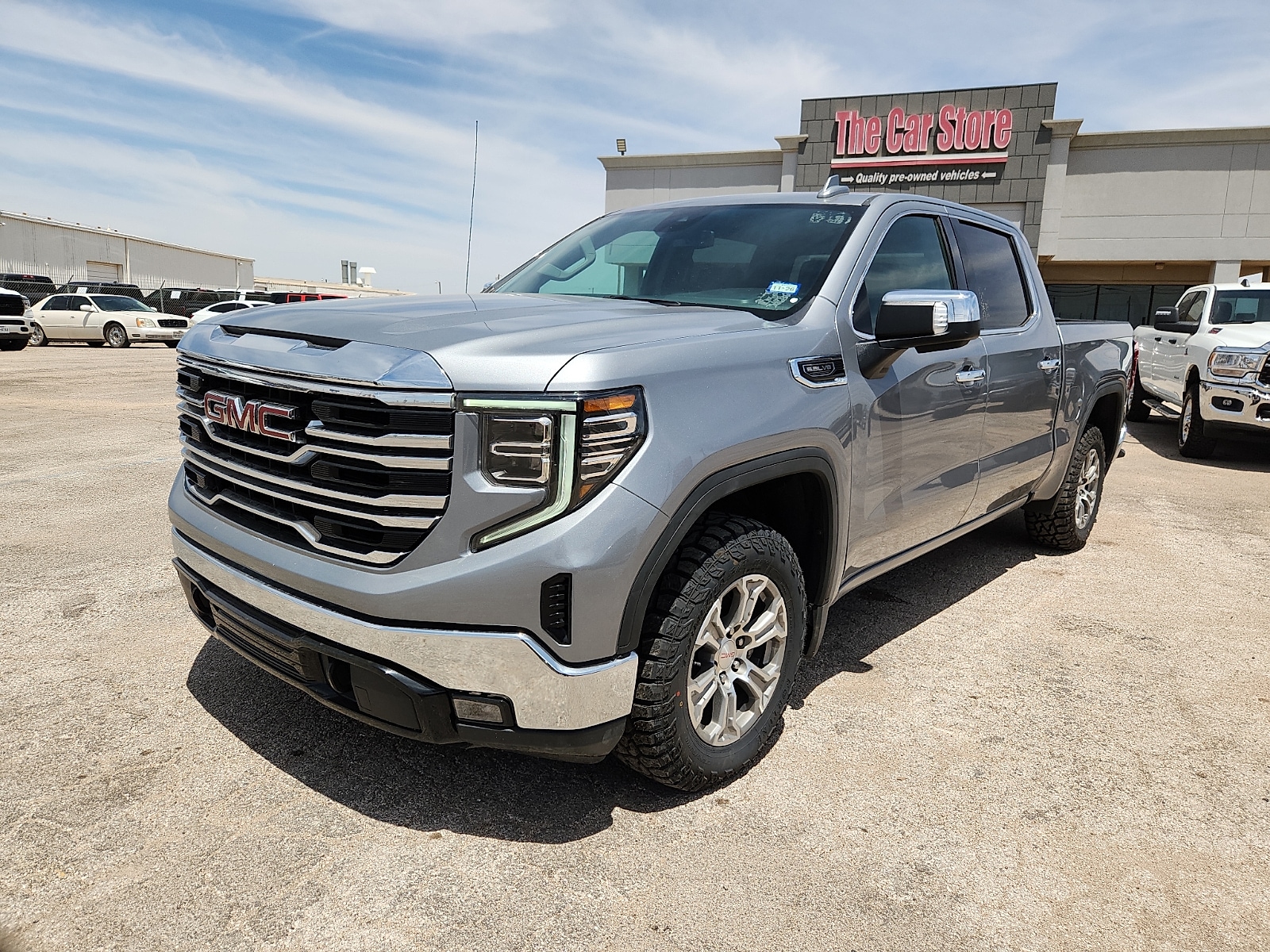 2025 GMC Sierra 2WD Crew Cab Short Box SLT's photo