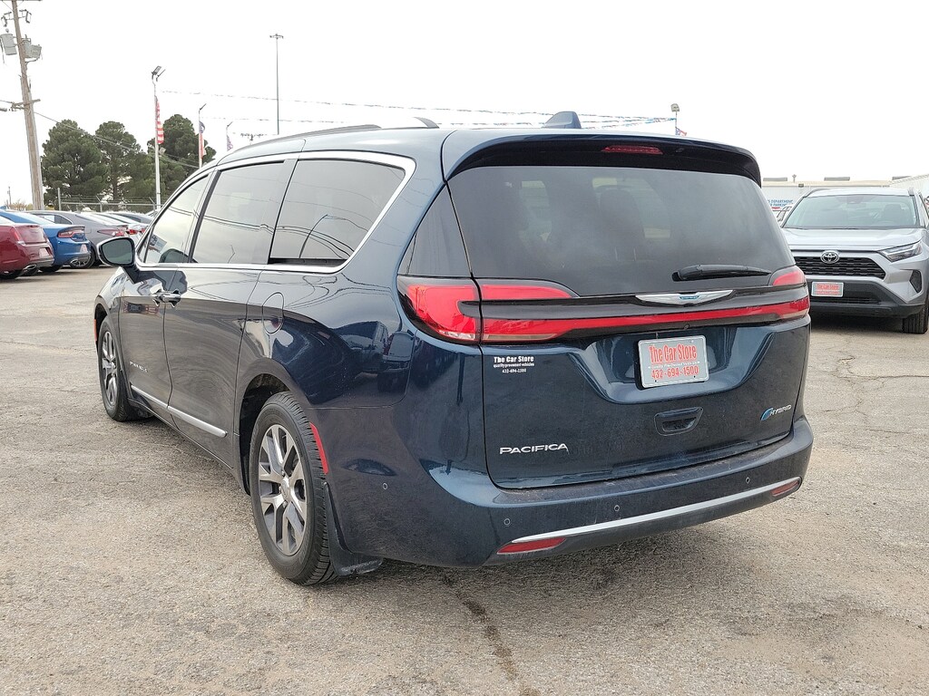 Used 2021 Chrysler Pacifica Hybrid Pinnacle Mini-van, Passenger