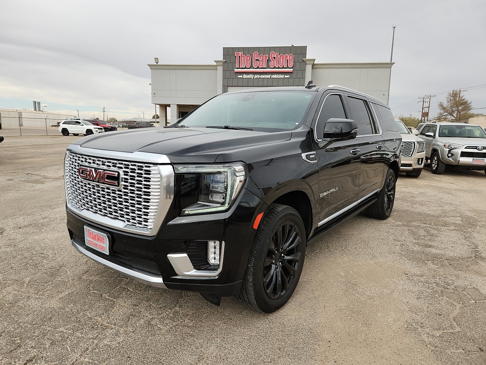 2022 GMC Yukon XL Denali's photo