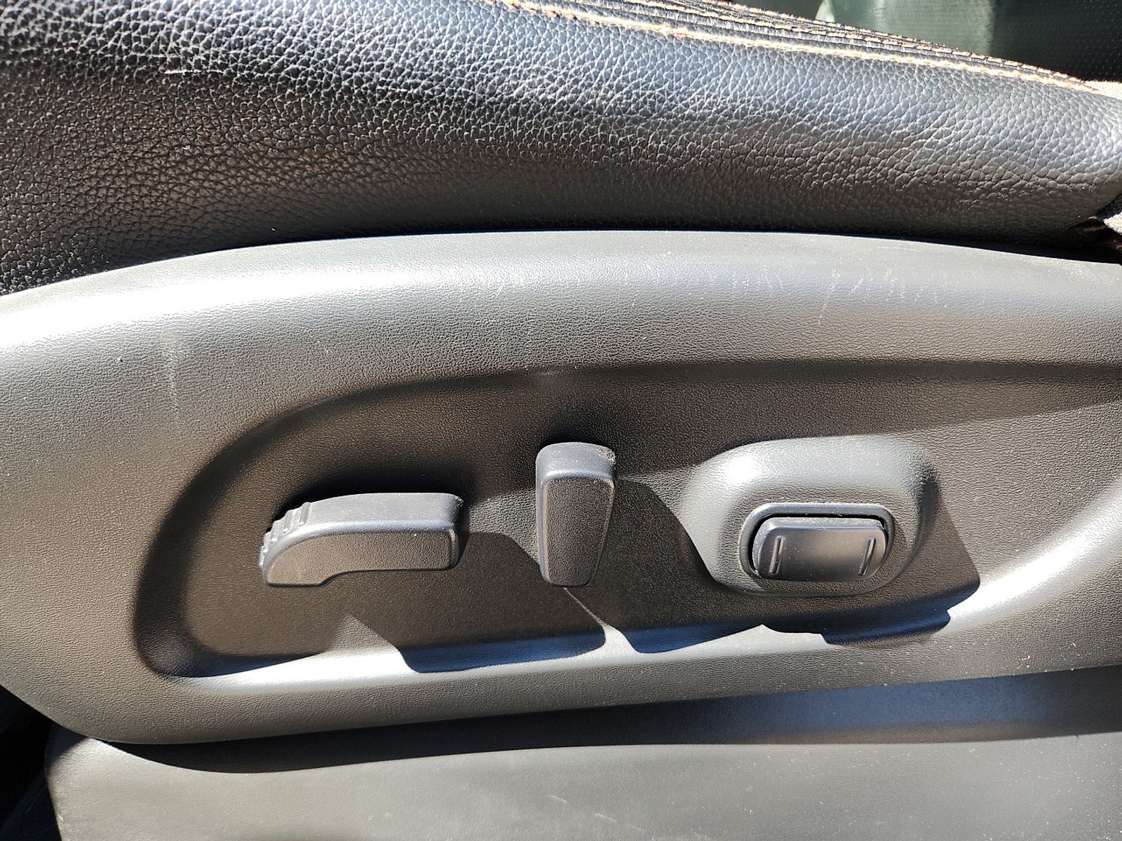 2023 Nissan Titan PRO-4X - Photo 17