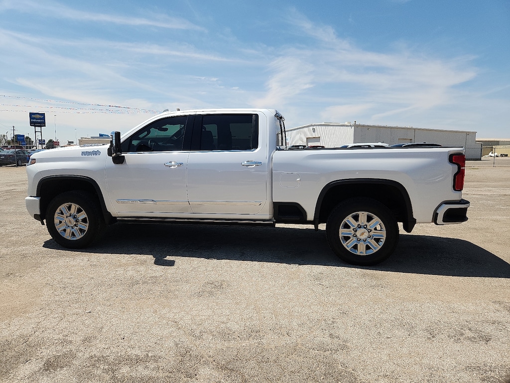 Used 2024 Chevrolet Silverado 2500HD 4WD Crew Cab Standard Bed High Country