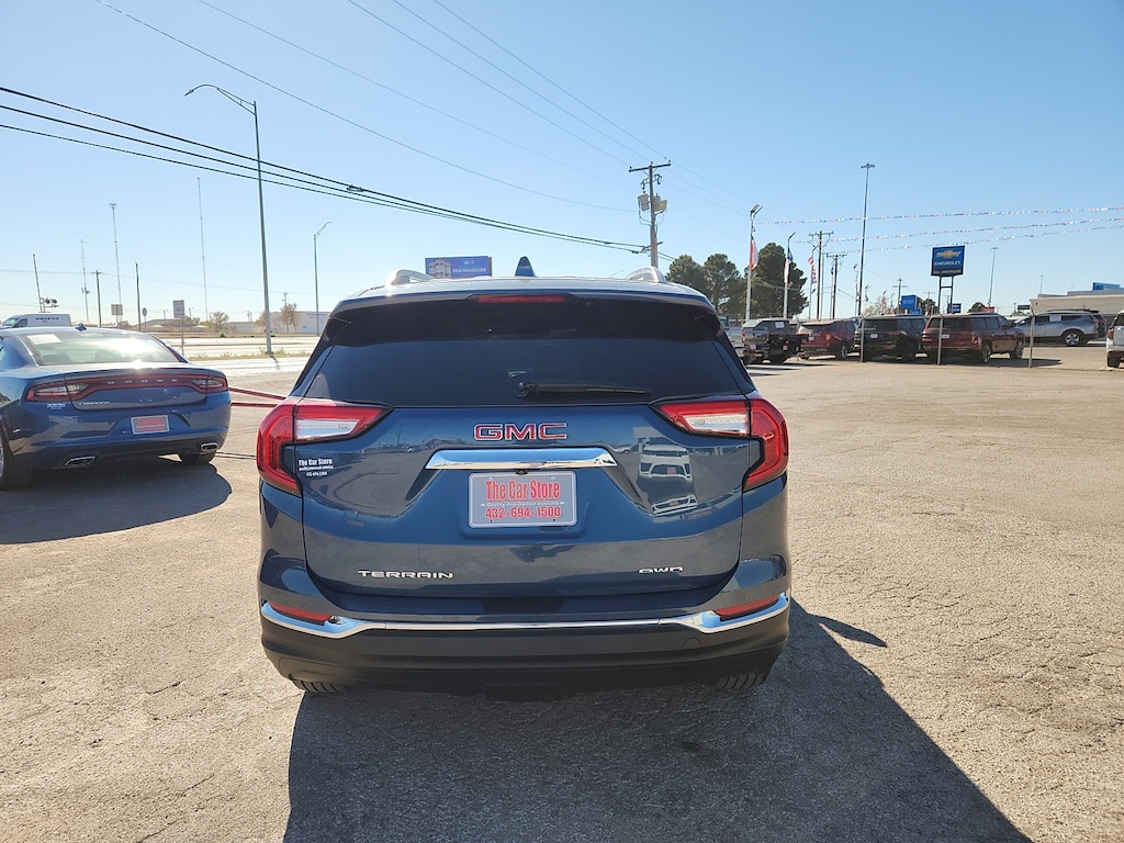 Used 2024 GMC Terrain AWD SLT