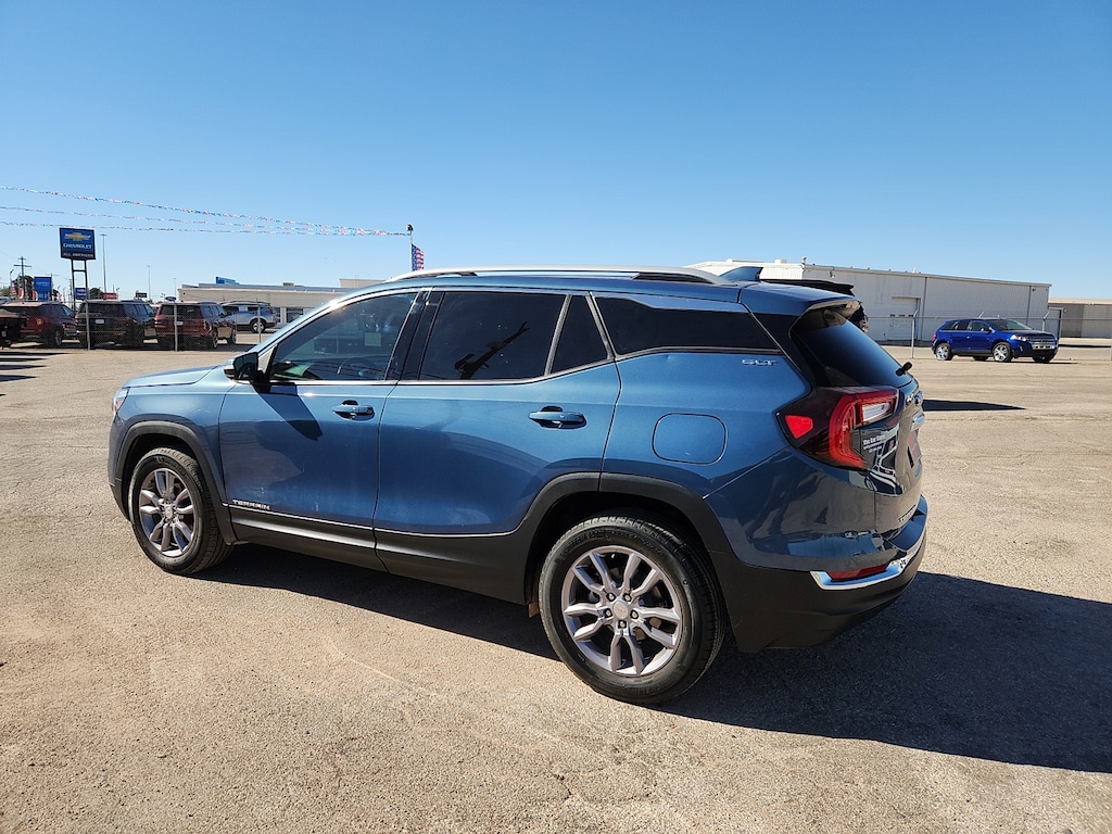 Used 2024 GMC Terrain AWD SLT