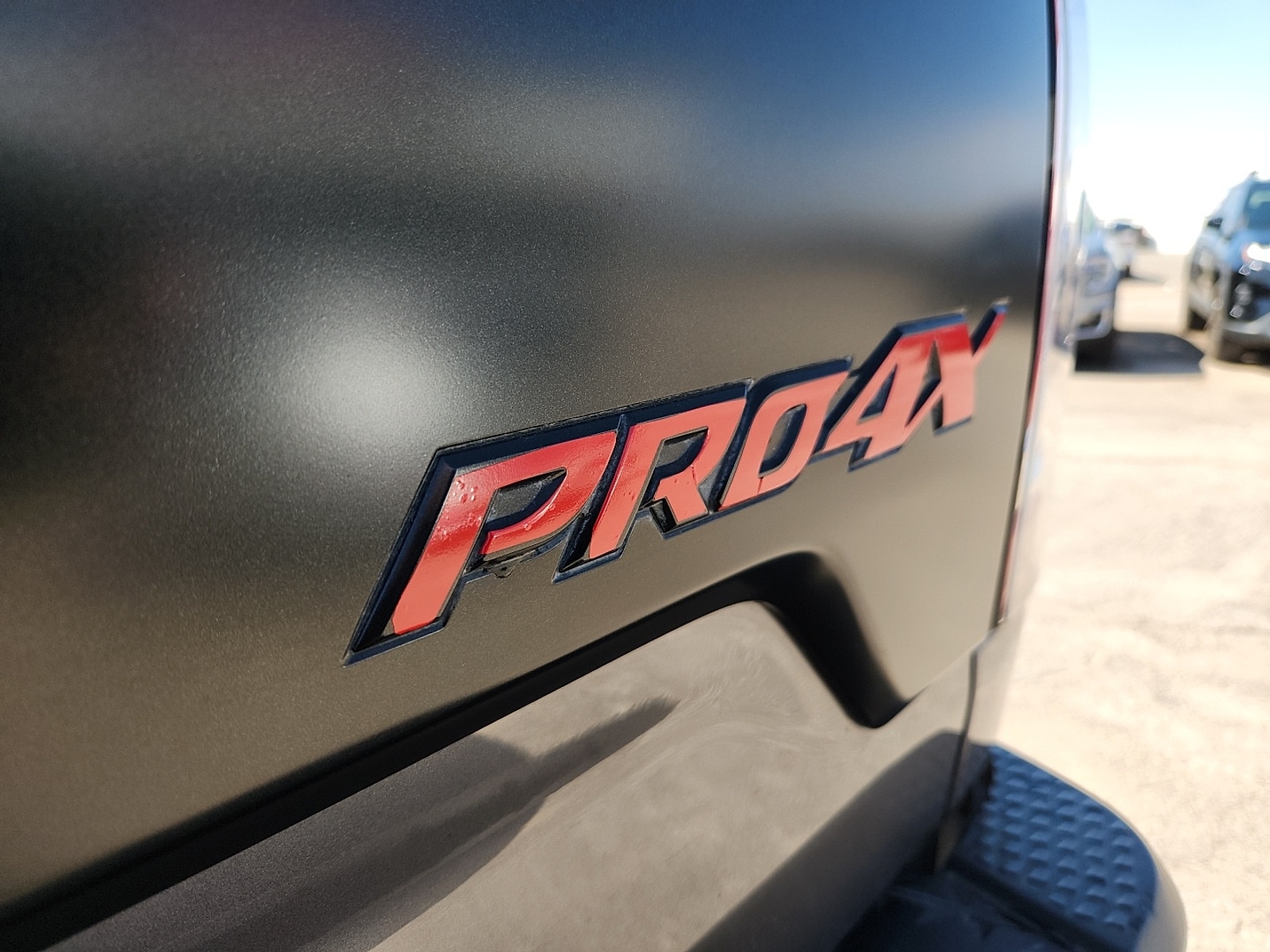 2023 Nissan Titan PRO-4X - Photo 11
