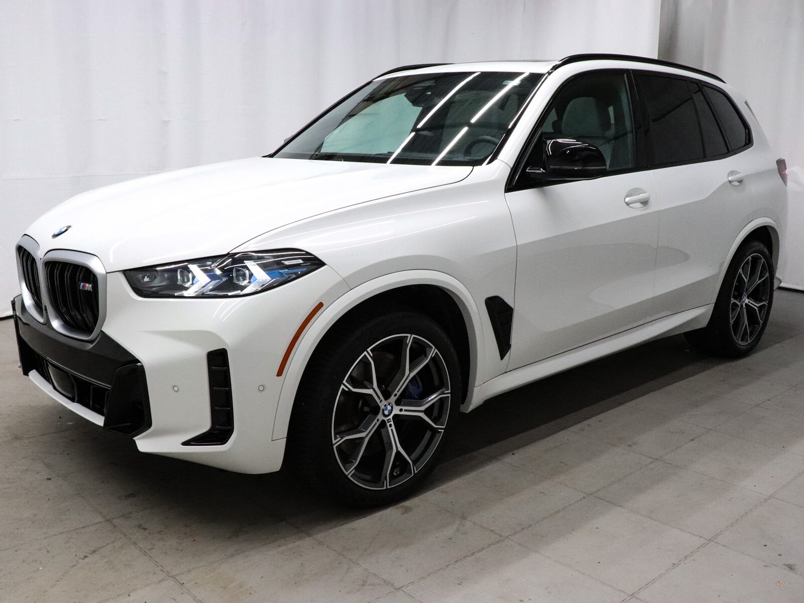 2026 Bmw X5 M60i photo 3