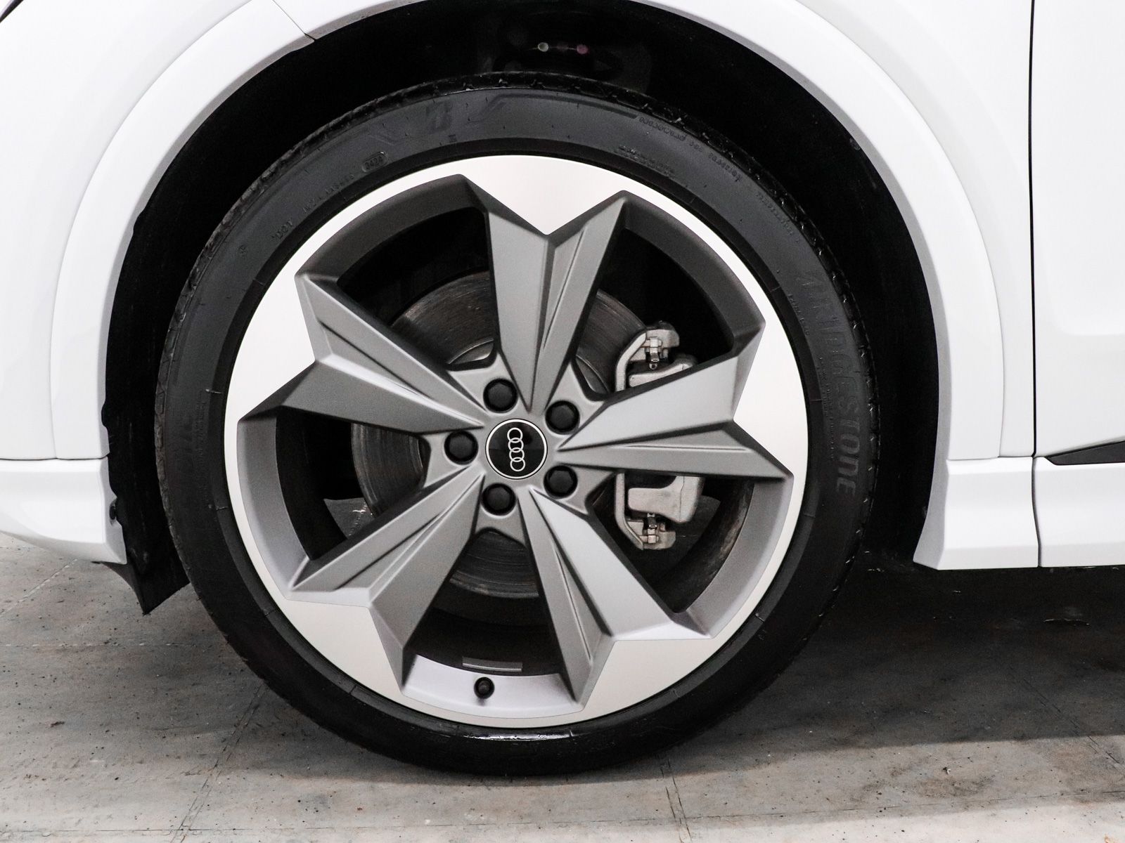 2025 Audi Q4 e-tron Premium Plus - Photo 15