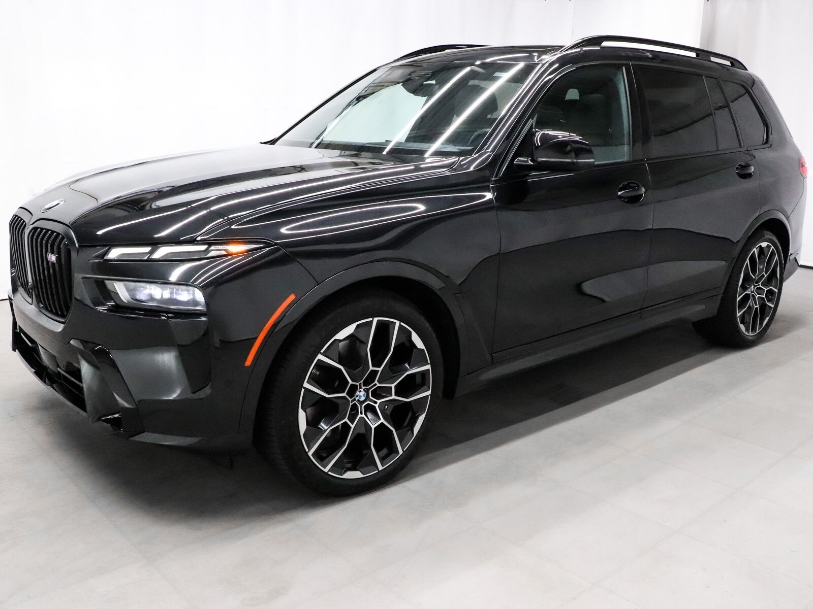 2026 Bmw X7 M60i photo 2