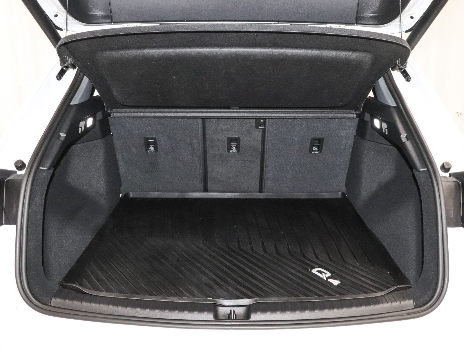 2025 Audi Q4 e-tron Premium Plus - Photo 42