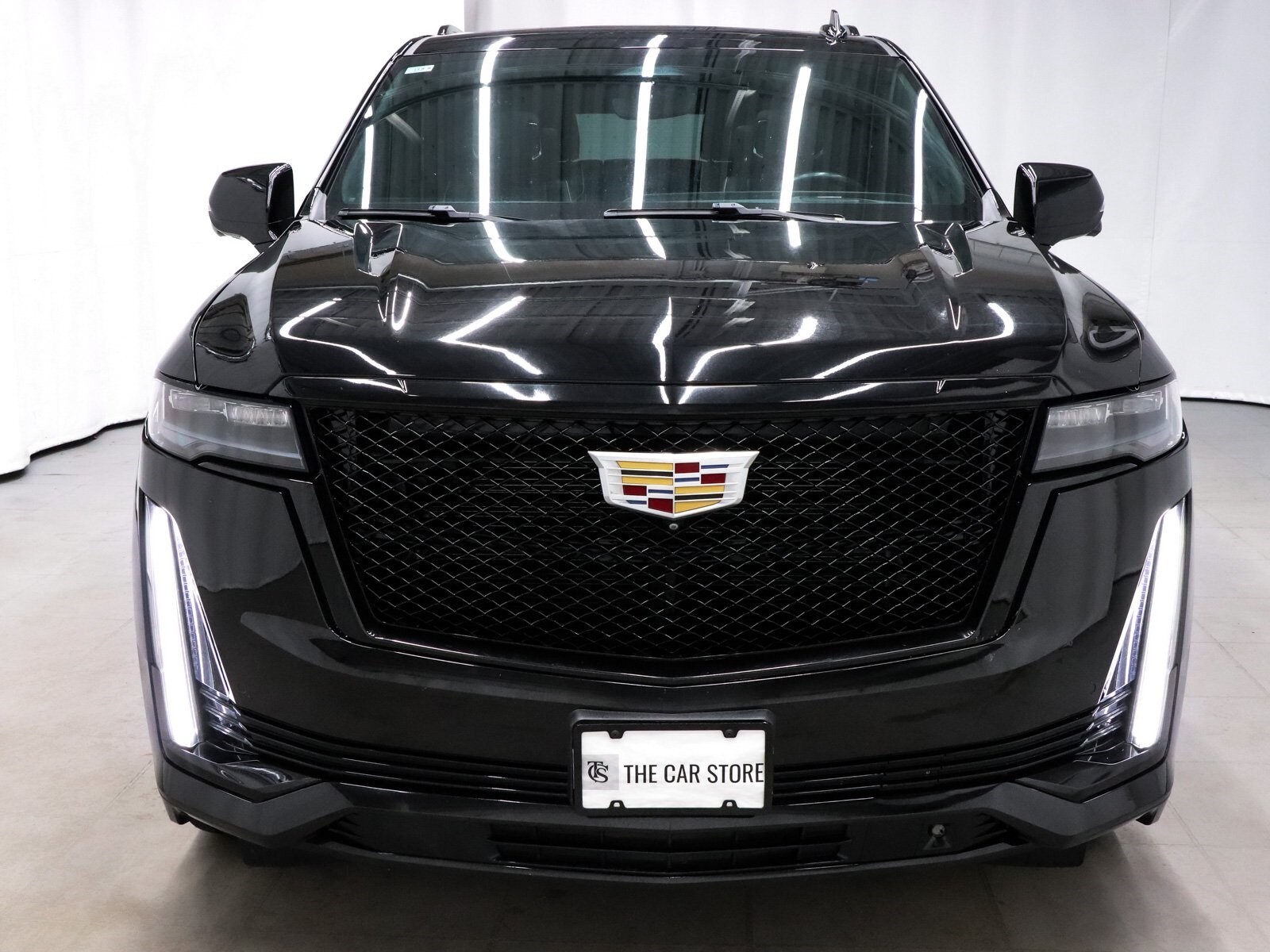 2021 Cadillac Escalade ESV Sport photo 2