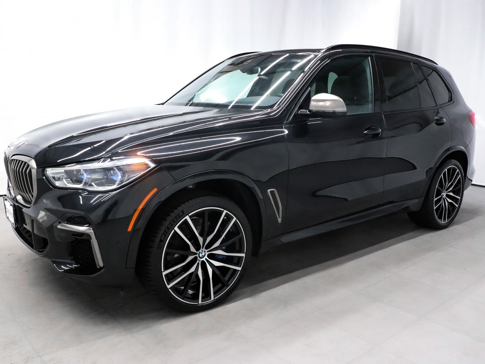 2022 Bmw X5 M50i photo 3