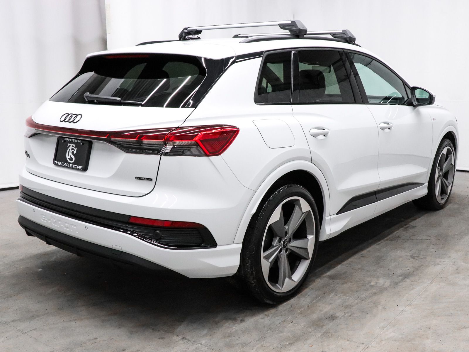 2025 Audi Q4 e-tron Premium Plus - Photo 6
