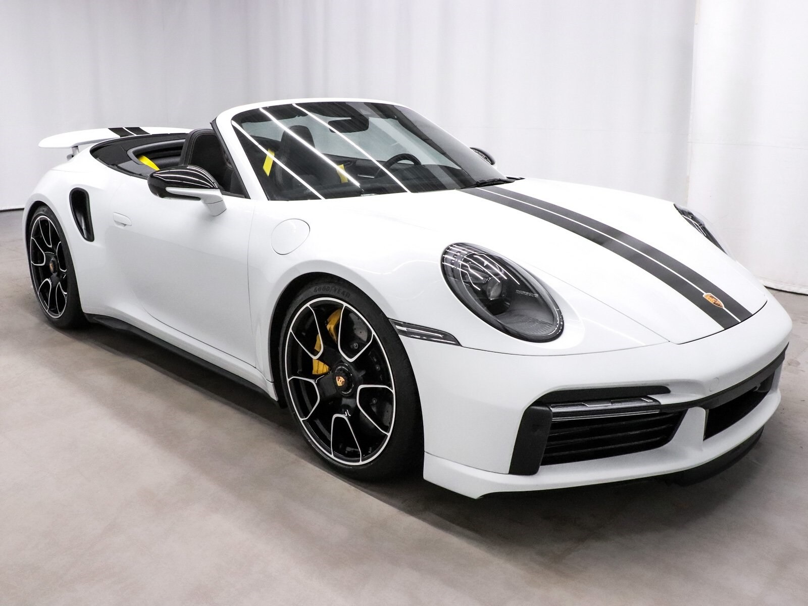 2023 Porsche 911 Turbo S photo 2