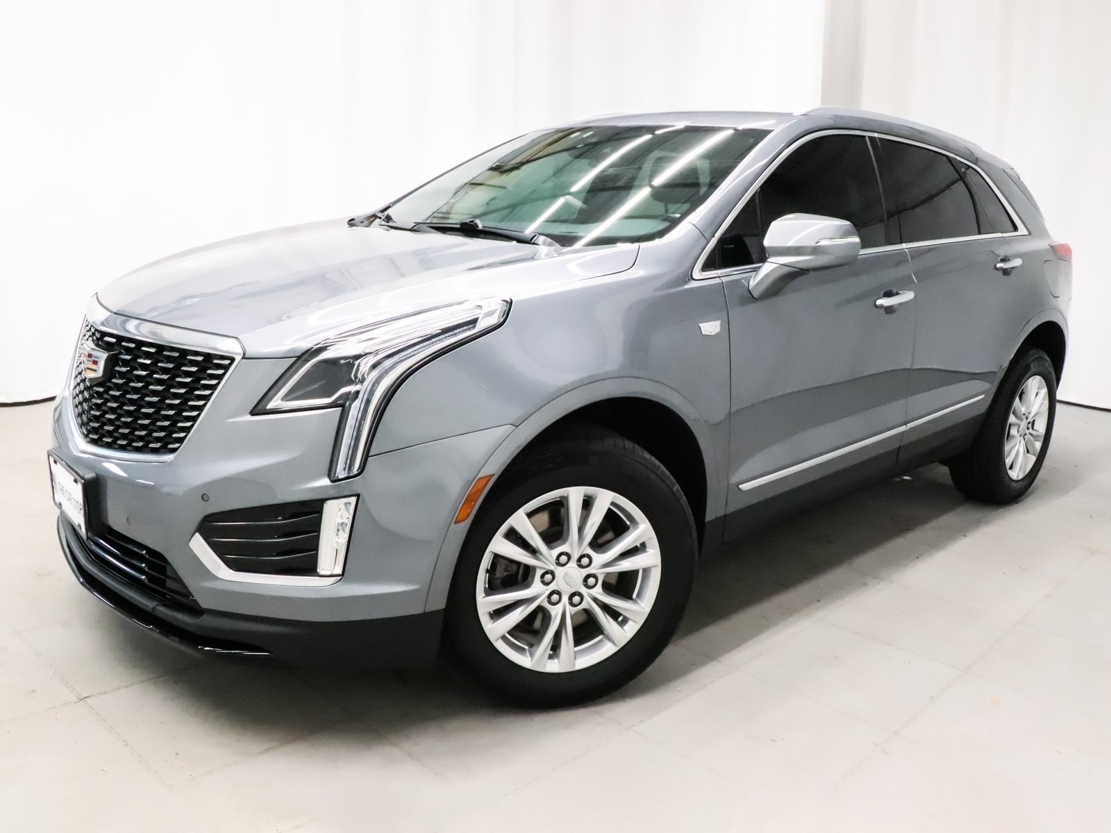 2022 Cadillac XT5 Luxury photo 3