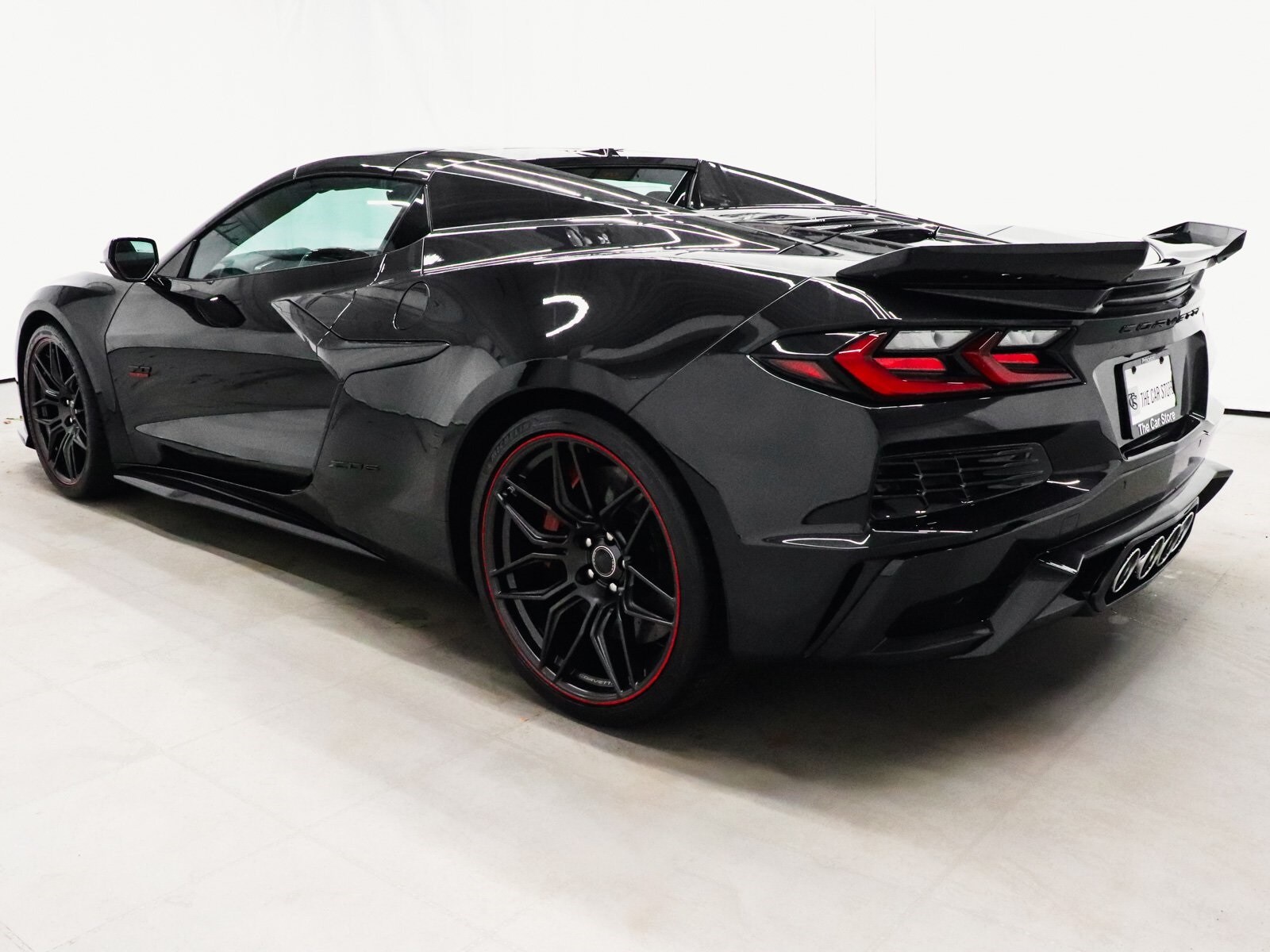 2023 Chevrolet Corvette Z06 3LZ Convertible photo 4