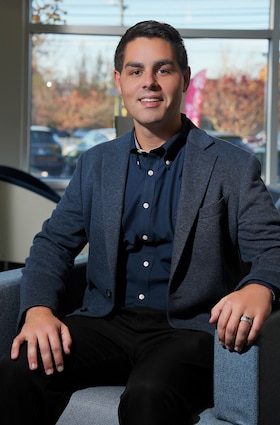 Staff member Robert D’Andrea from ID_ecd10f