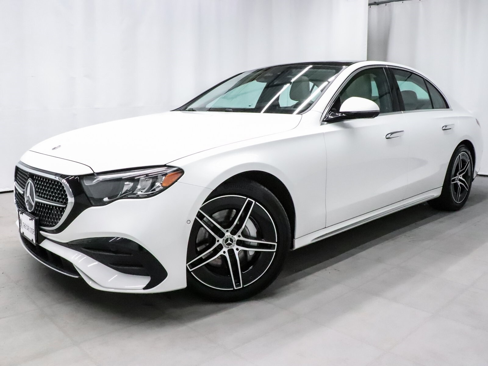 2025 Mercedes Benz E 350 photo 3