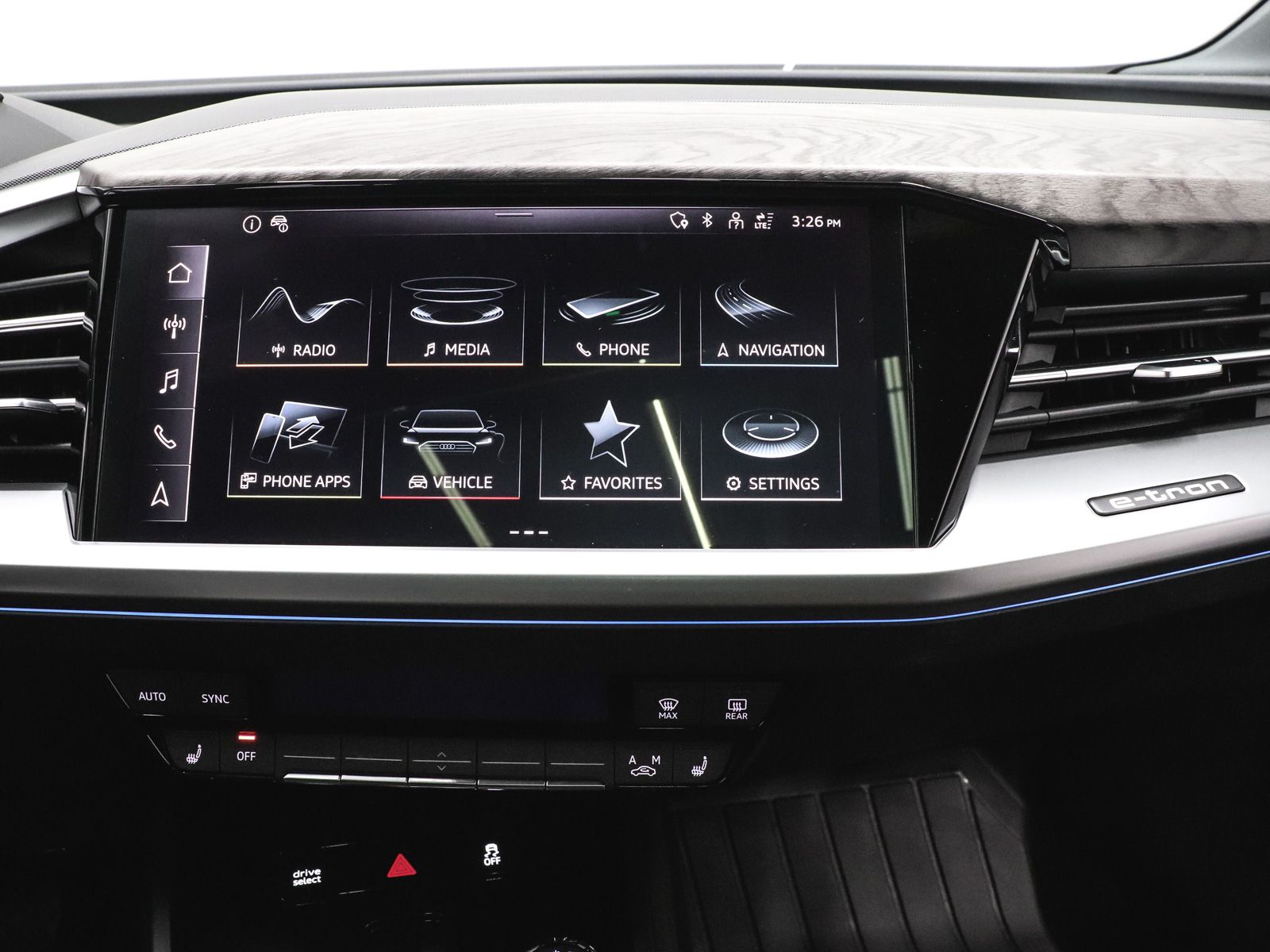 2025 Audi Q4 e-tron Premium Plus - Photo 29