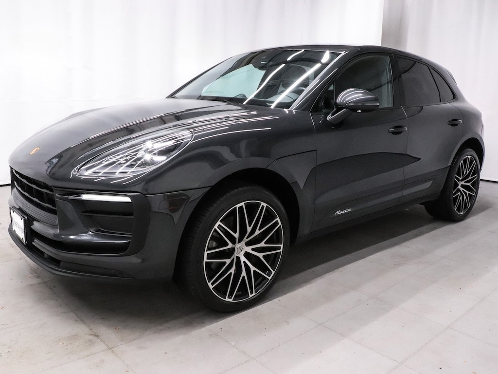 Used 2022 Porsche Macan Base SUV