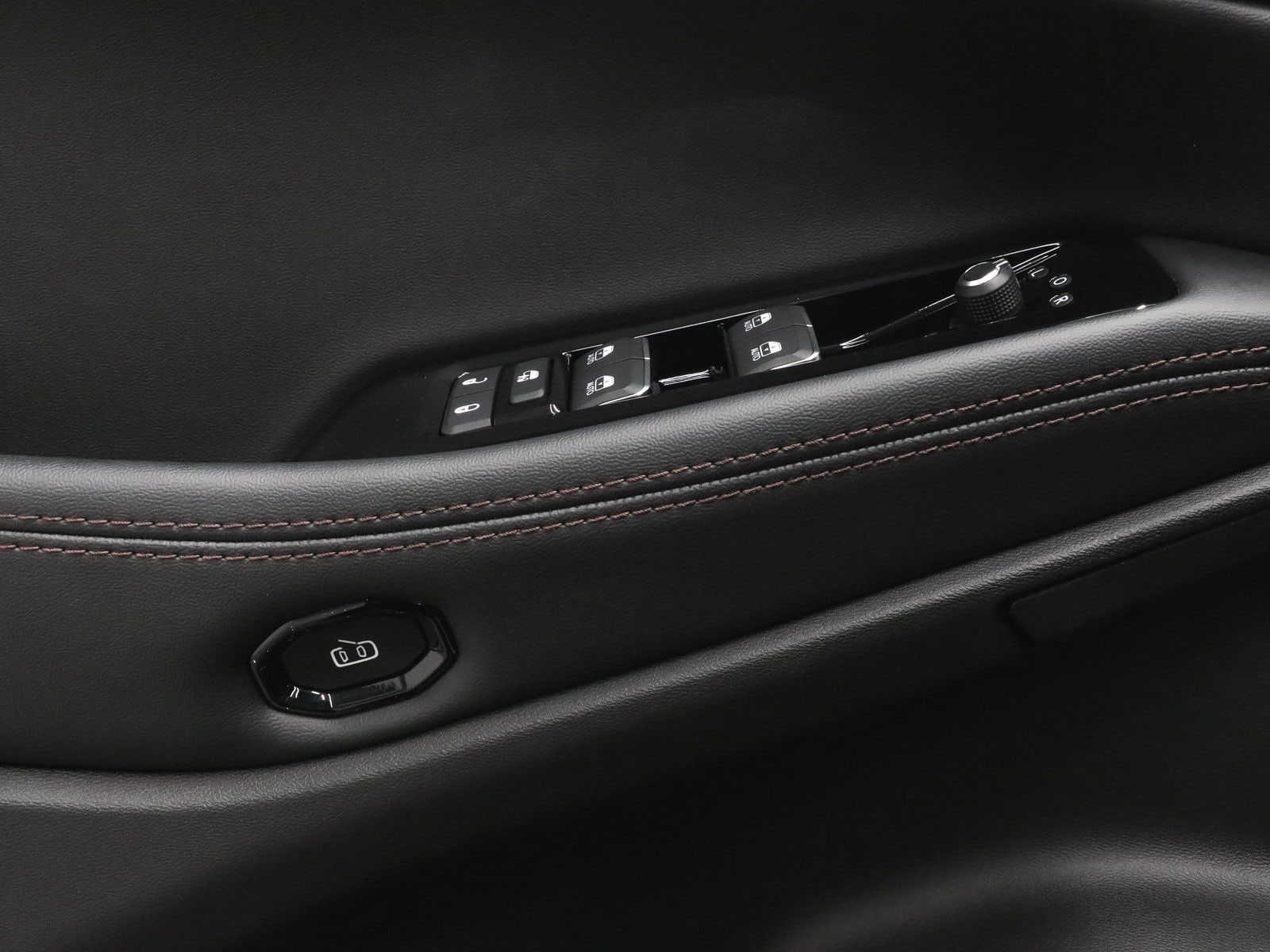 2025 Jeep Wagoneer S Limited - Photo 14