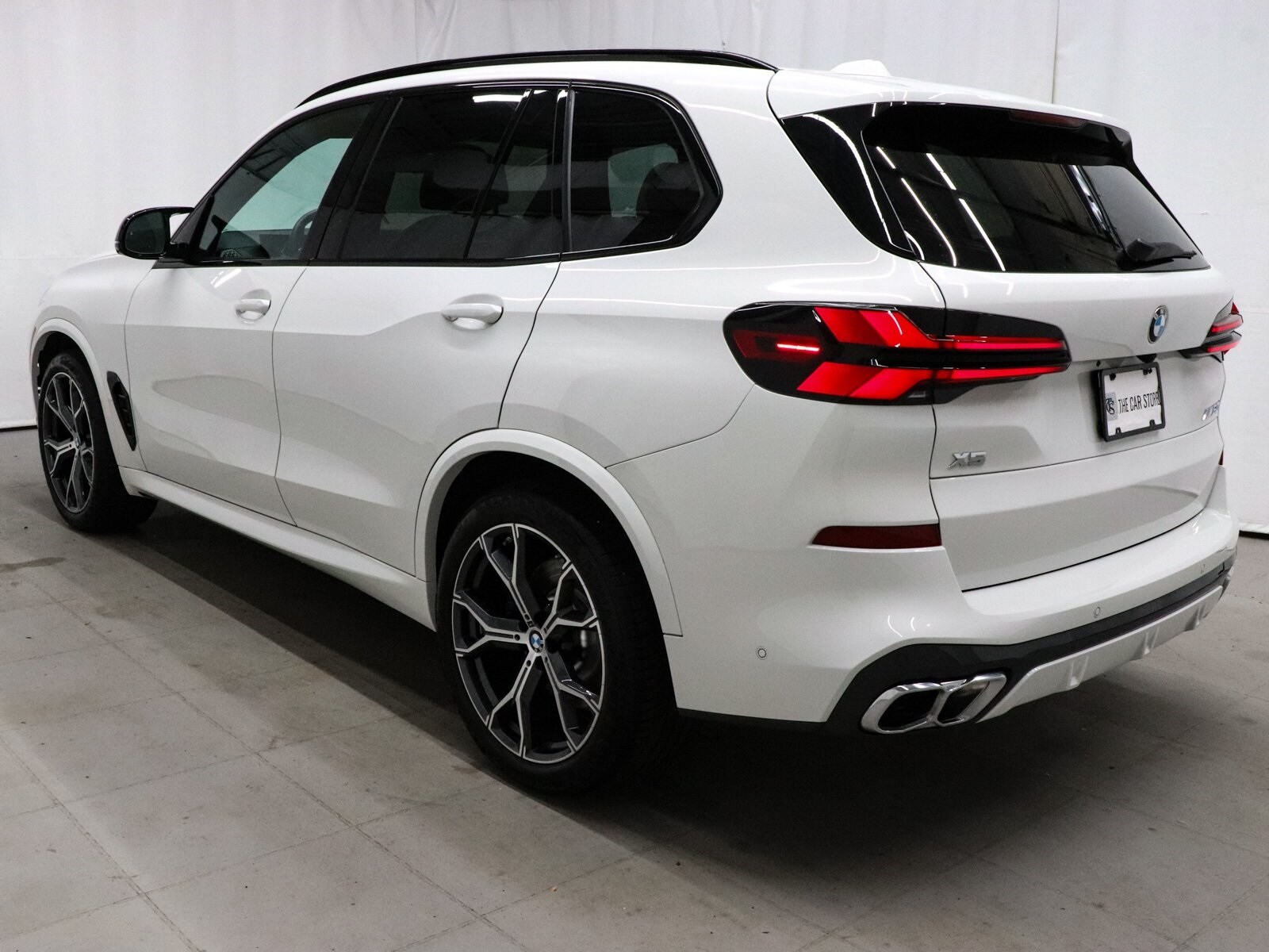2026 Bmw X5 M60i photo 4