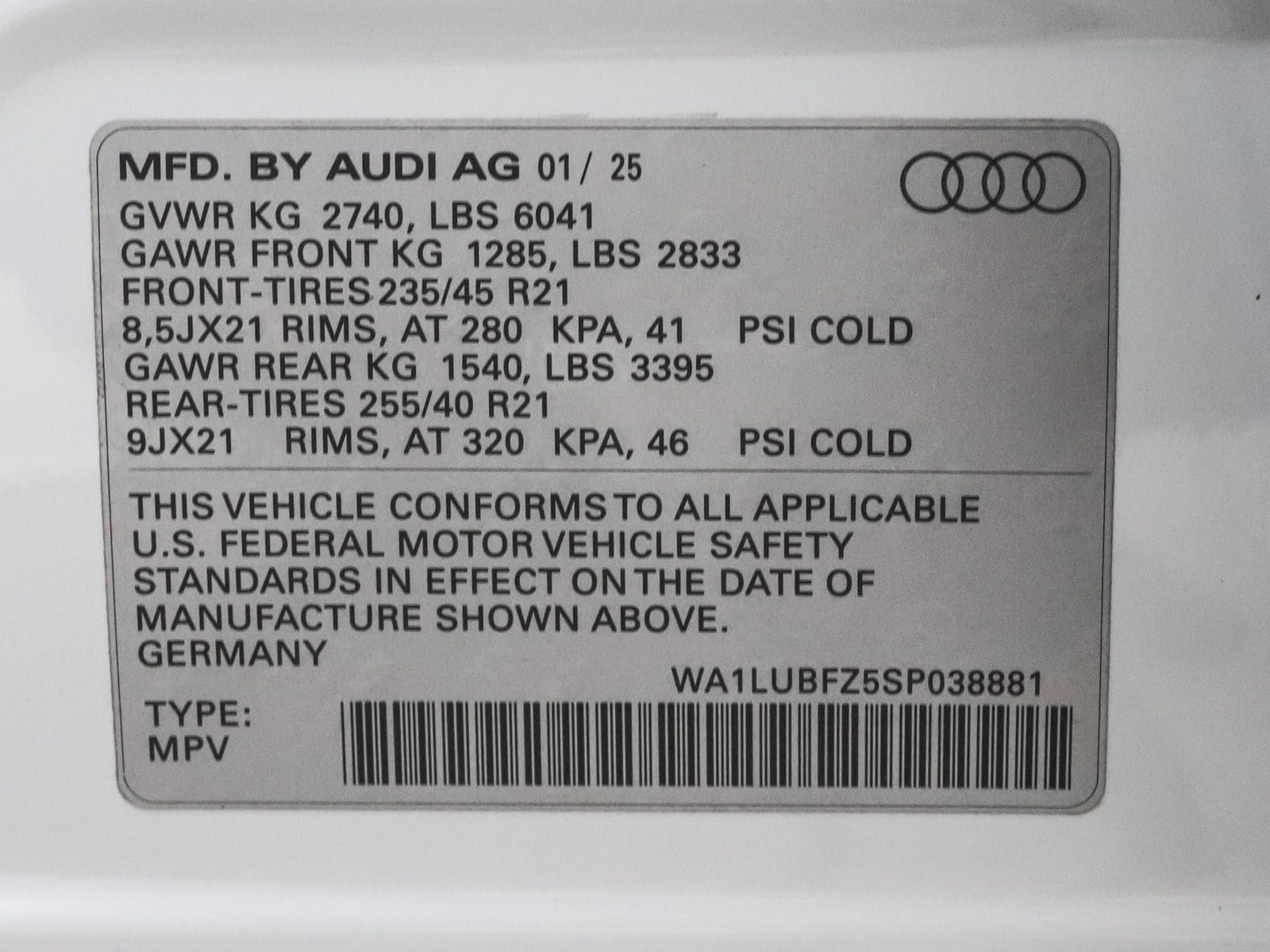 2025 Audi Q4 e-tron Premium Plus - Photo 7