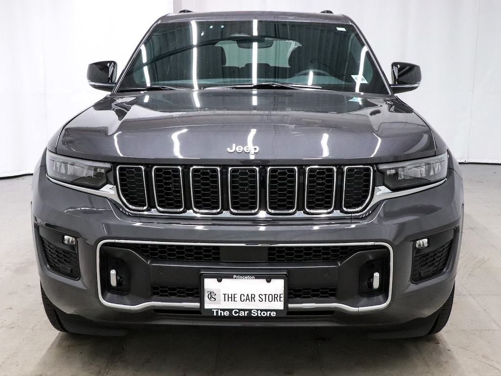 Used 2025 Jeep Grand Cherokee Overland SUV