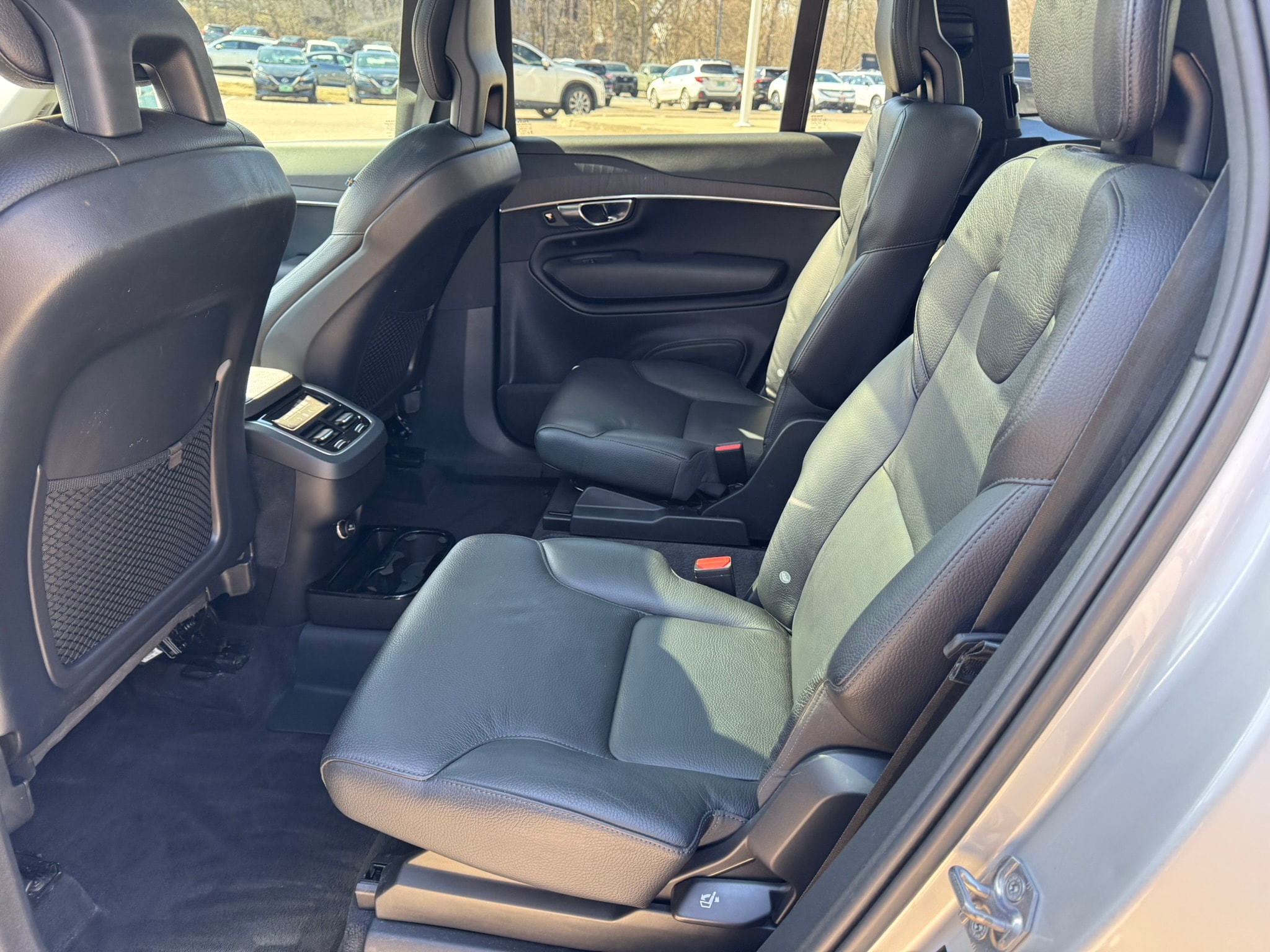 2020 Volvo XC90 Momentum - Photo 10