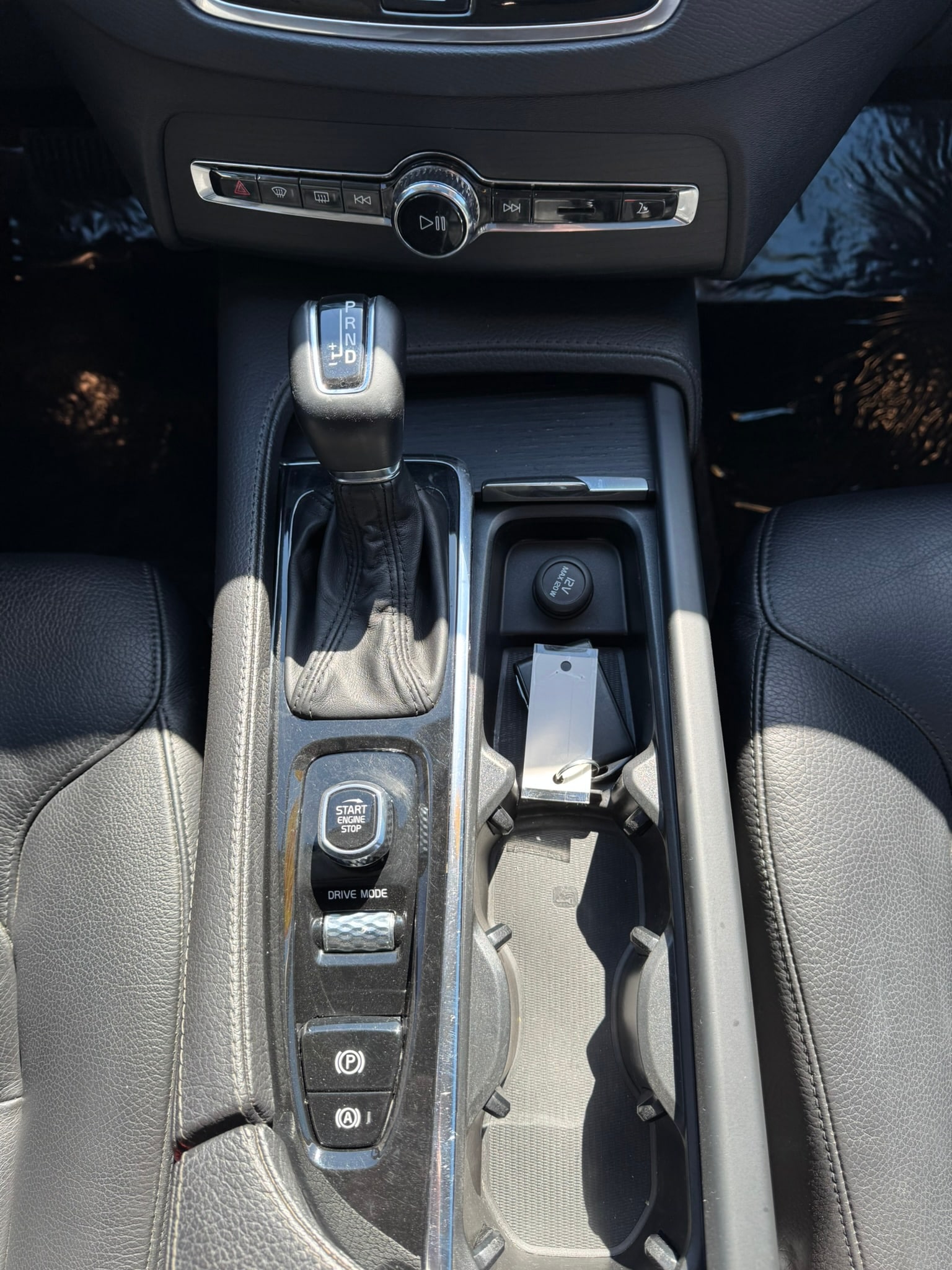 2020 Volvo XC90 Momentum - Photo 17