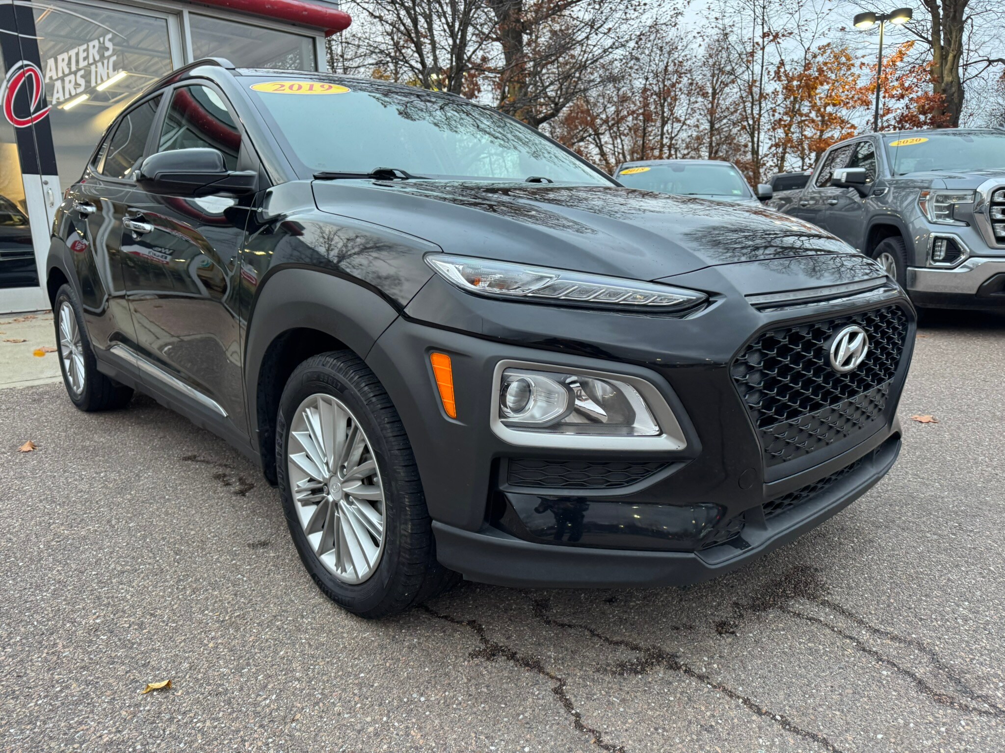 2019 Hyundai Kona SEL photo 2