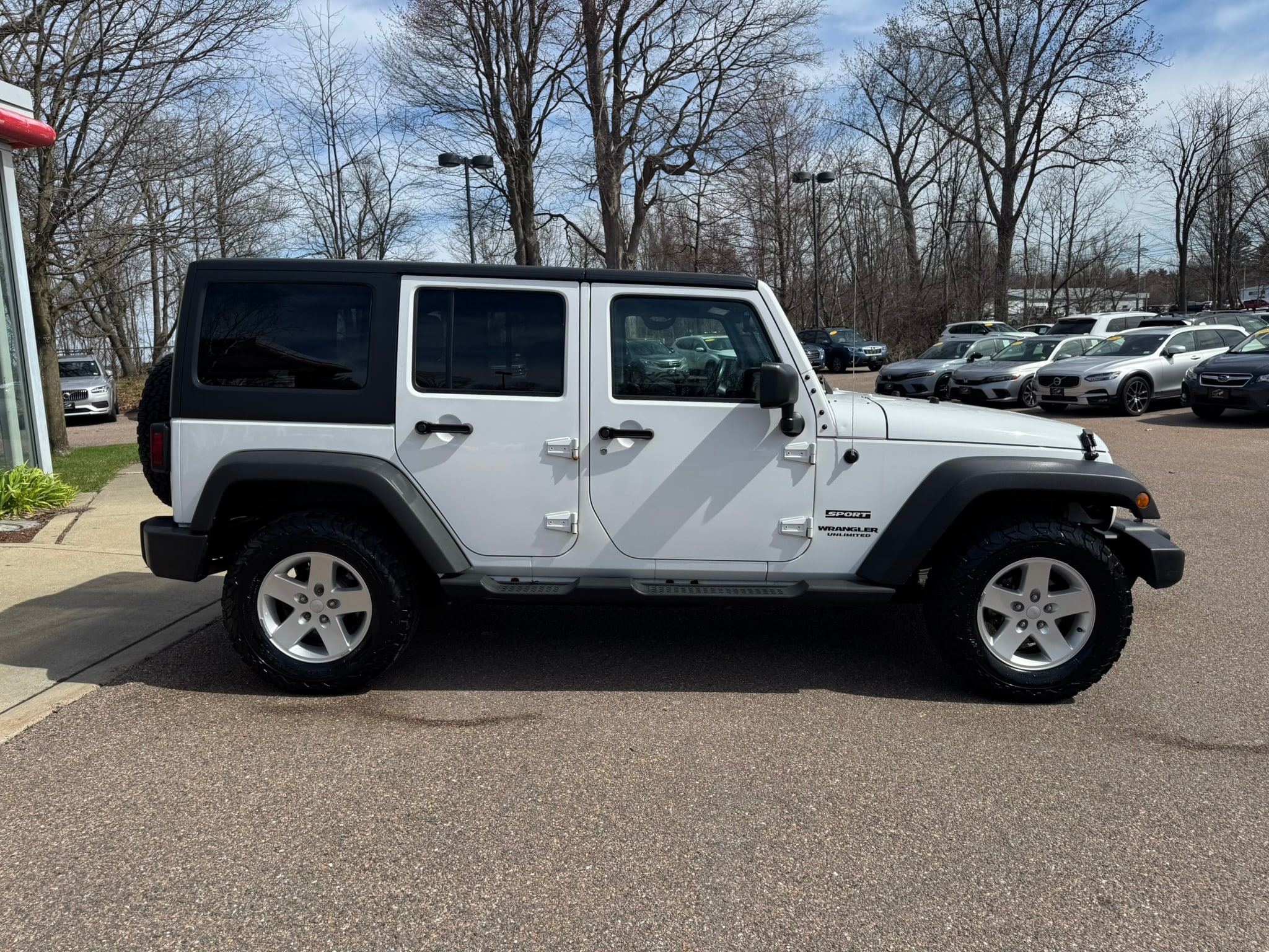 2017 Jeep Wrangler Unlimited Sport S - Photo 8