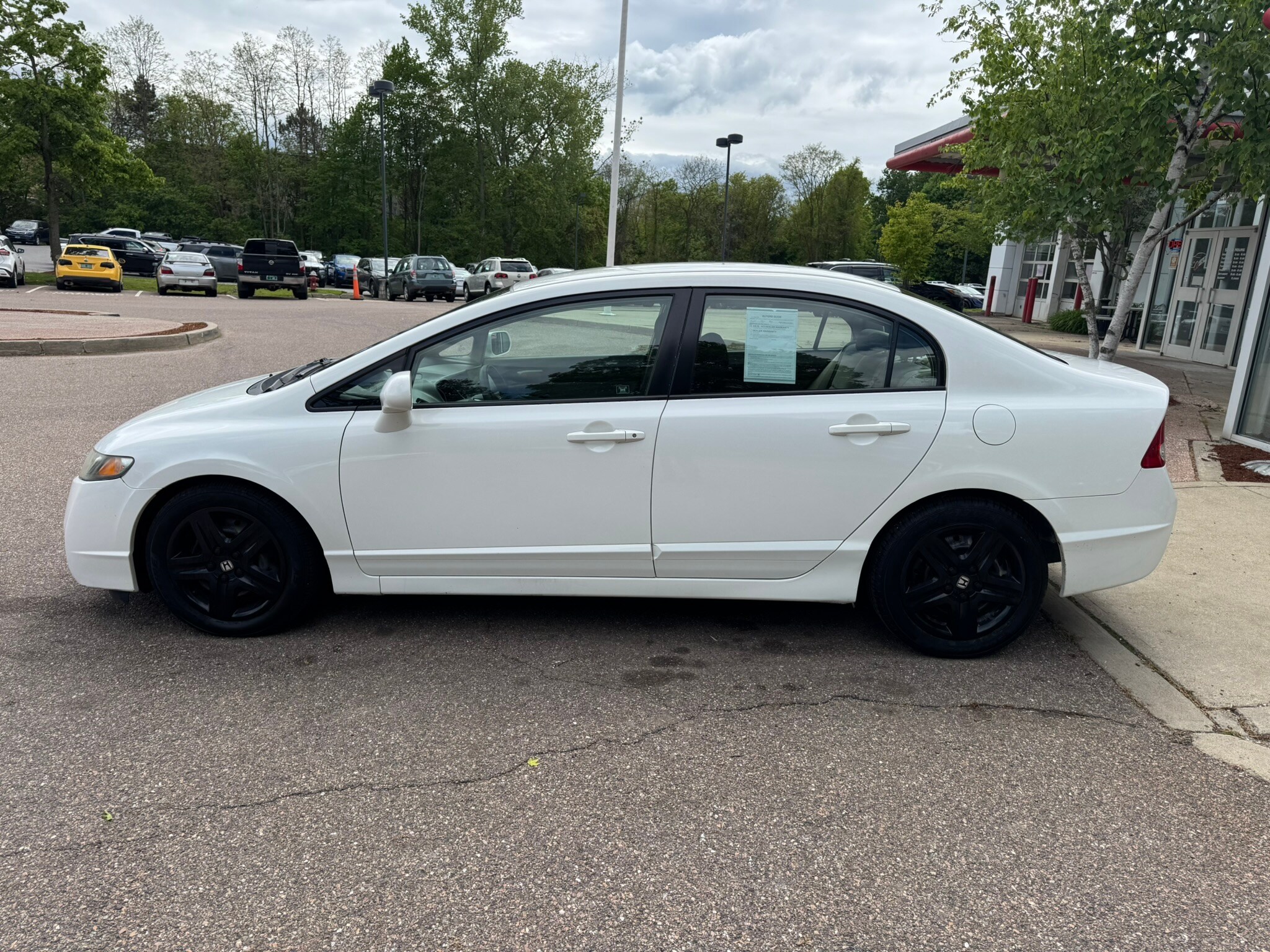 2010 Honda Civic LX photo 4