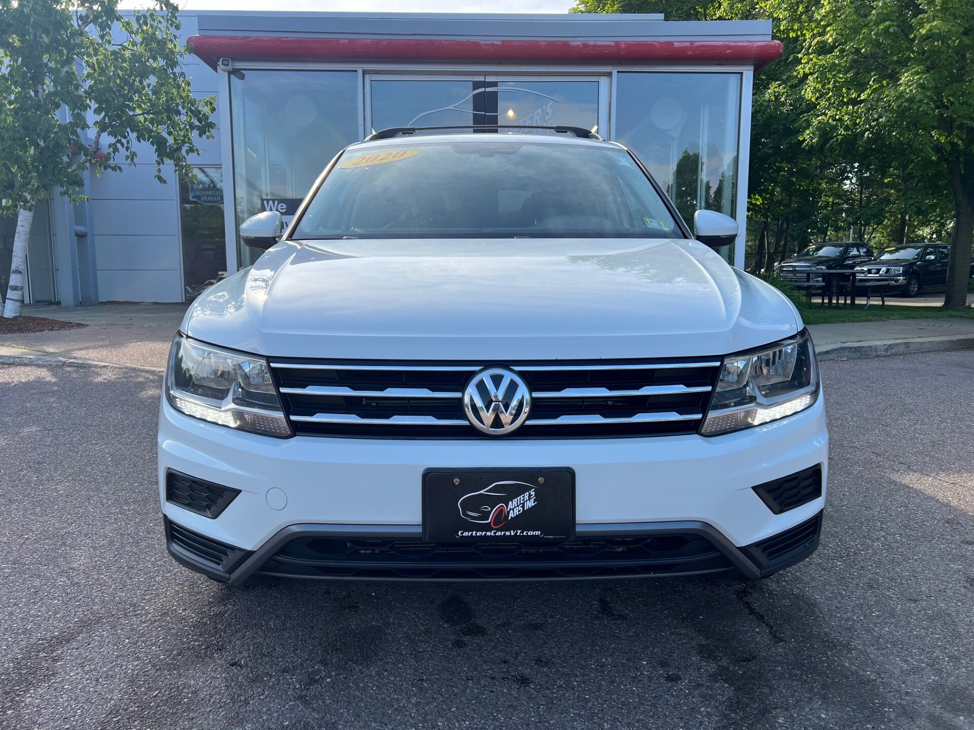 2020 Volkswagen Tiguan SE photo 3