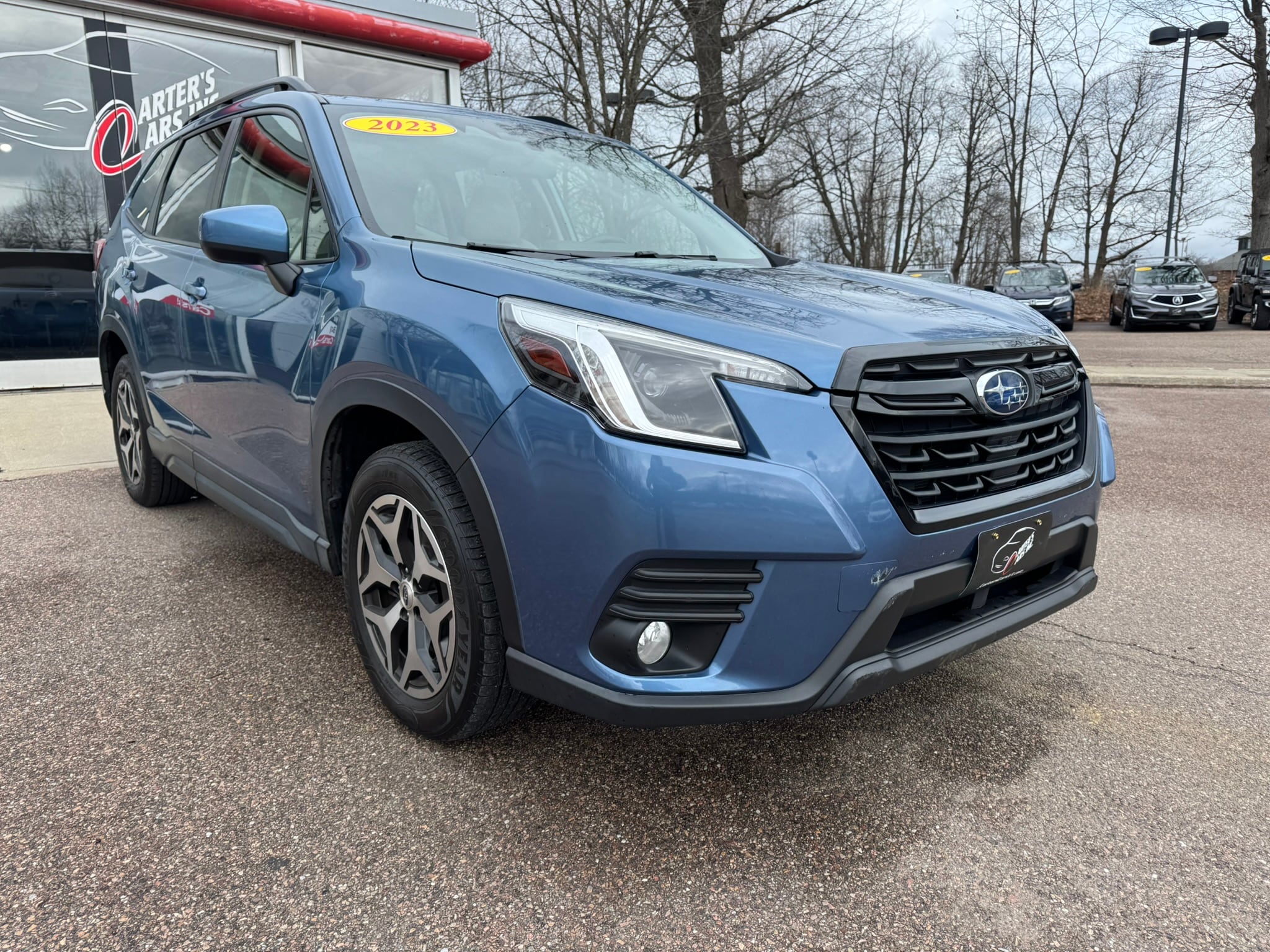 View vehicle photo 2