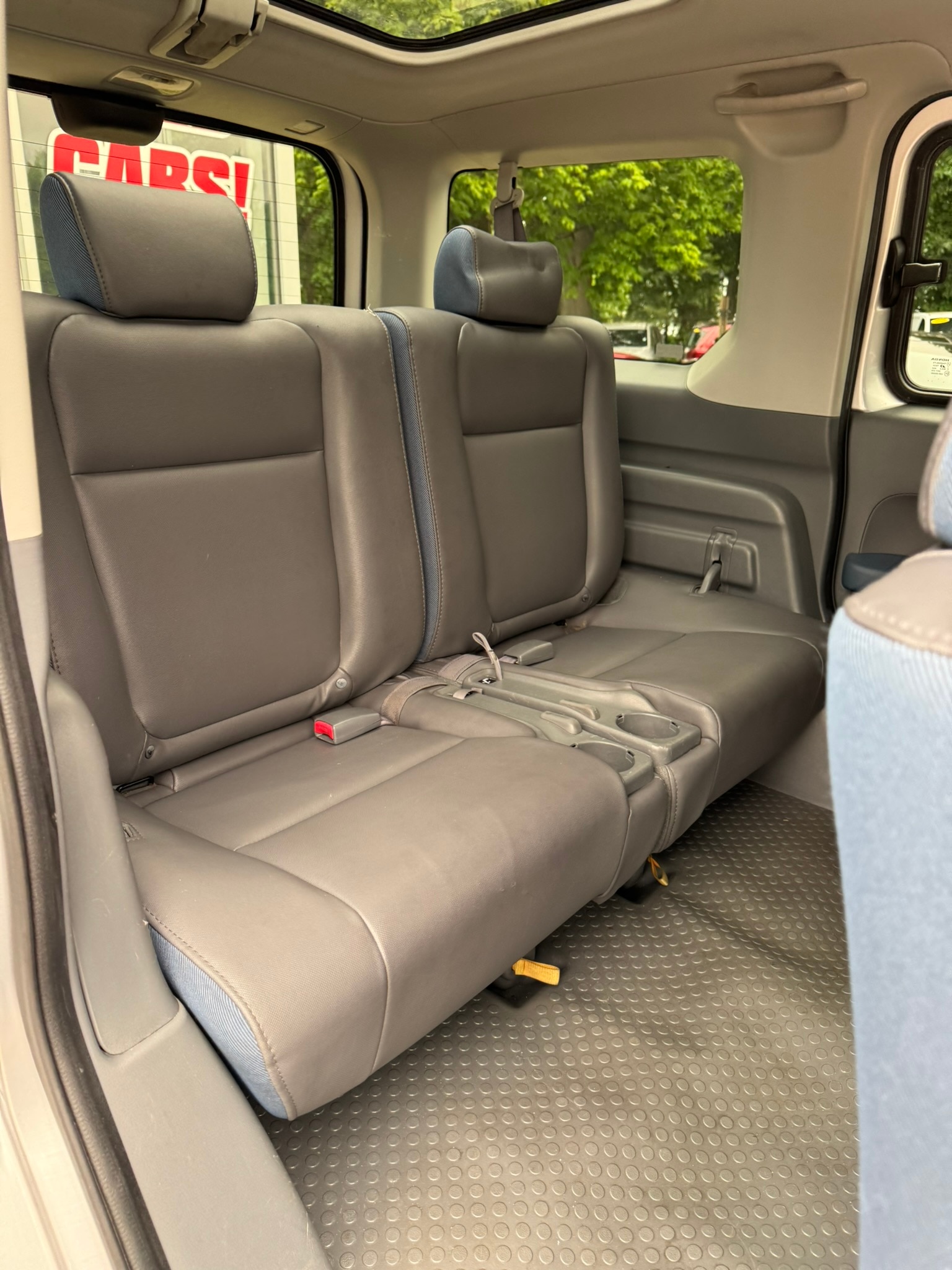 2004 Honda Element LX - Photo 12