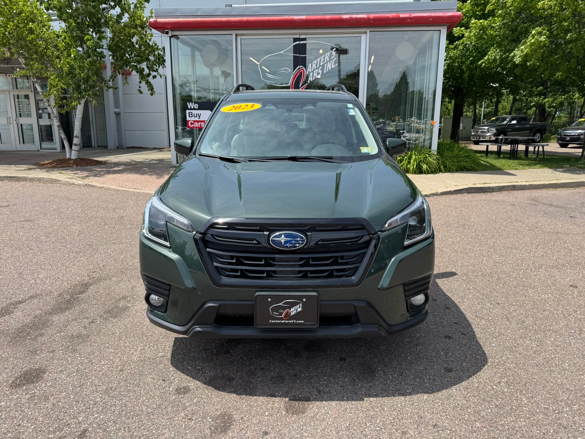 2023 Subaru Forester Premium photo 3